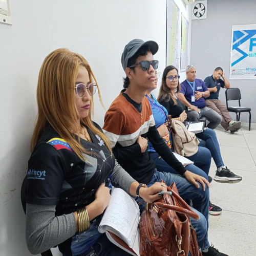 photo_5049020694431641410_y