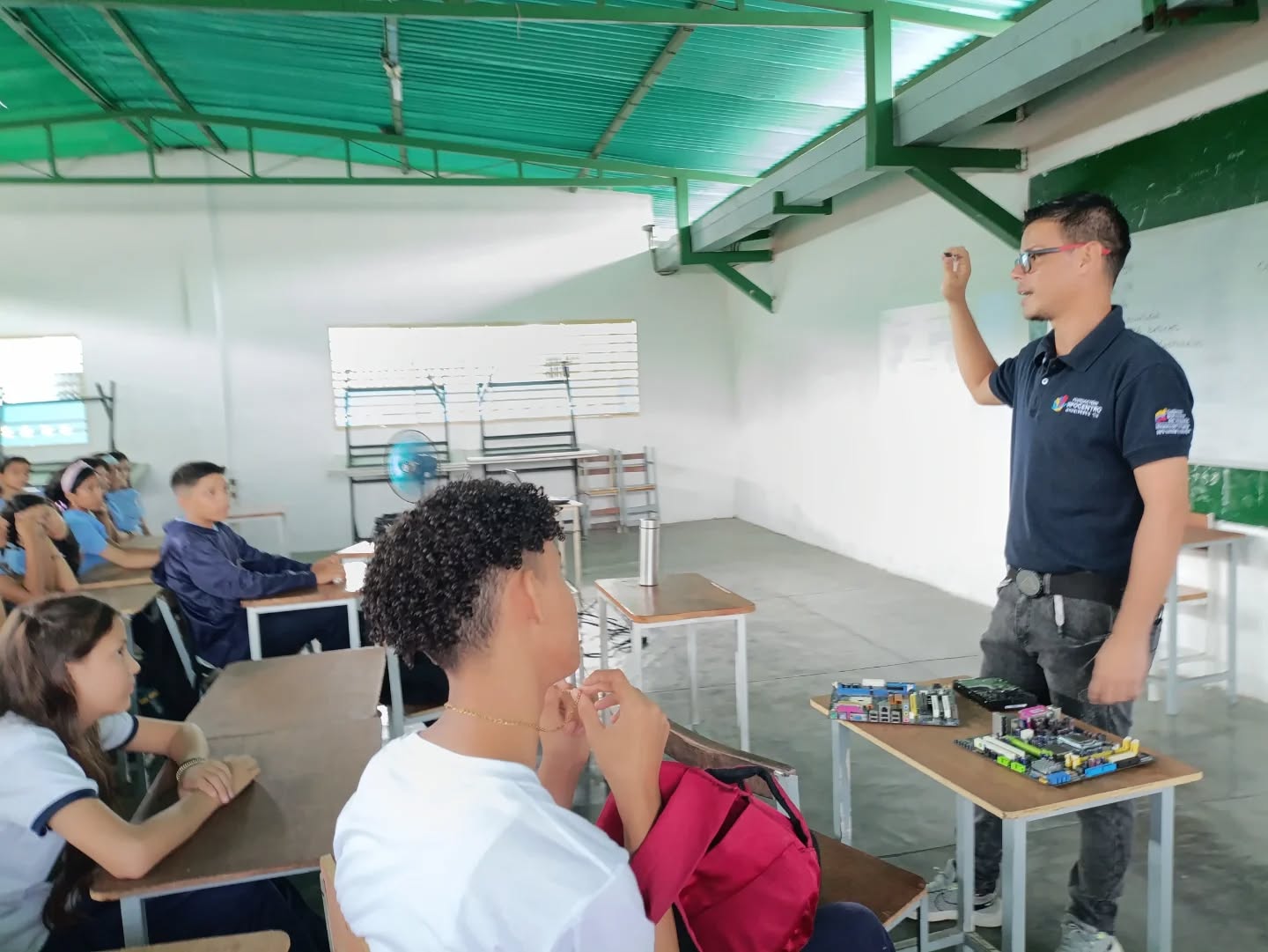 571333678_18427195696105344_8844781655027766012_n