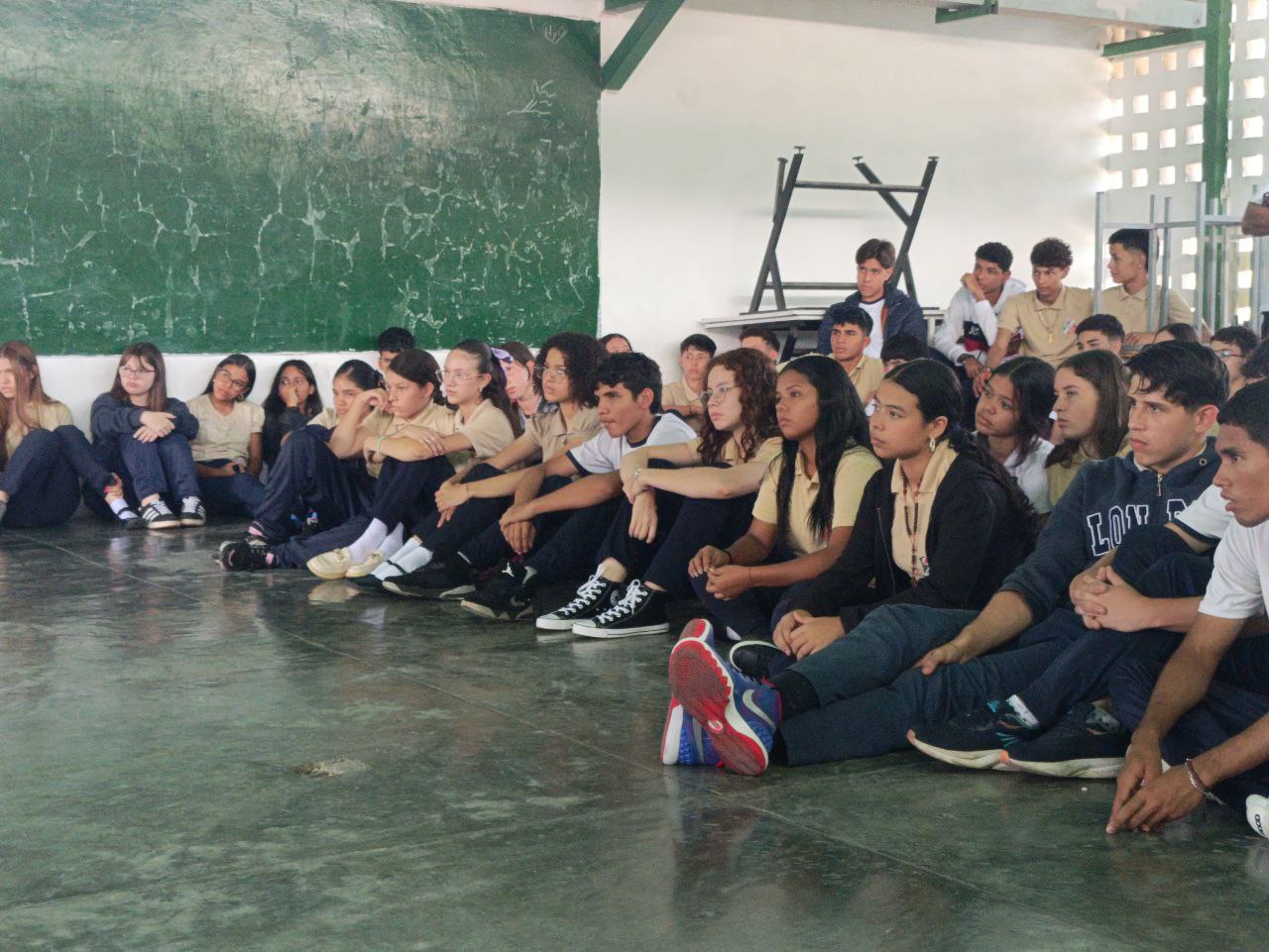 photo_5154765439257742174_y