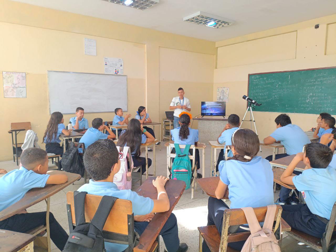 photo_5179458872689757161_y