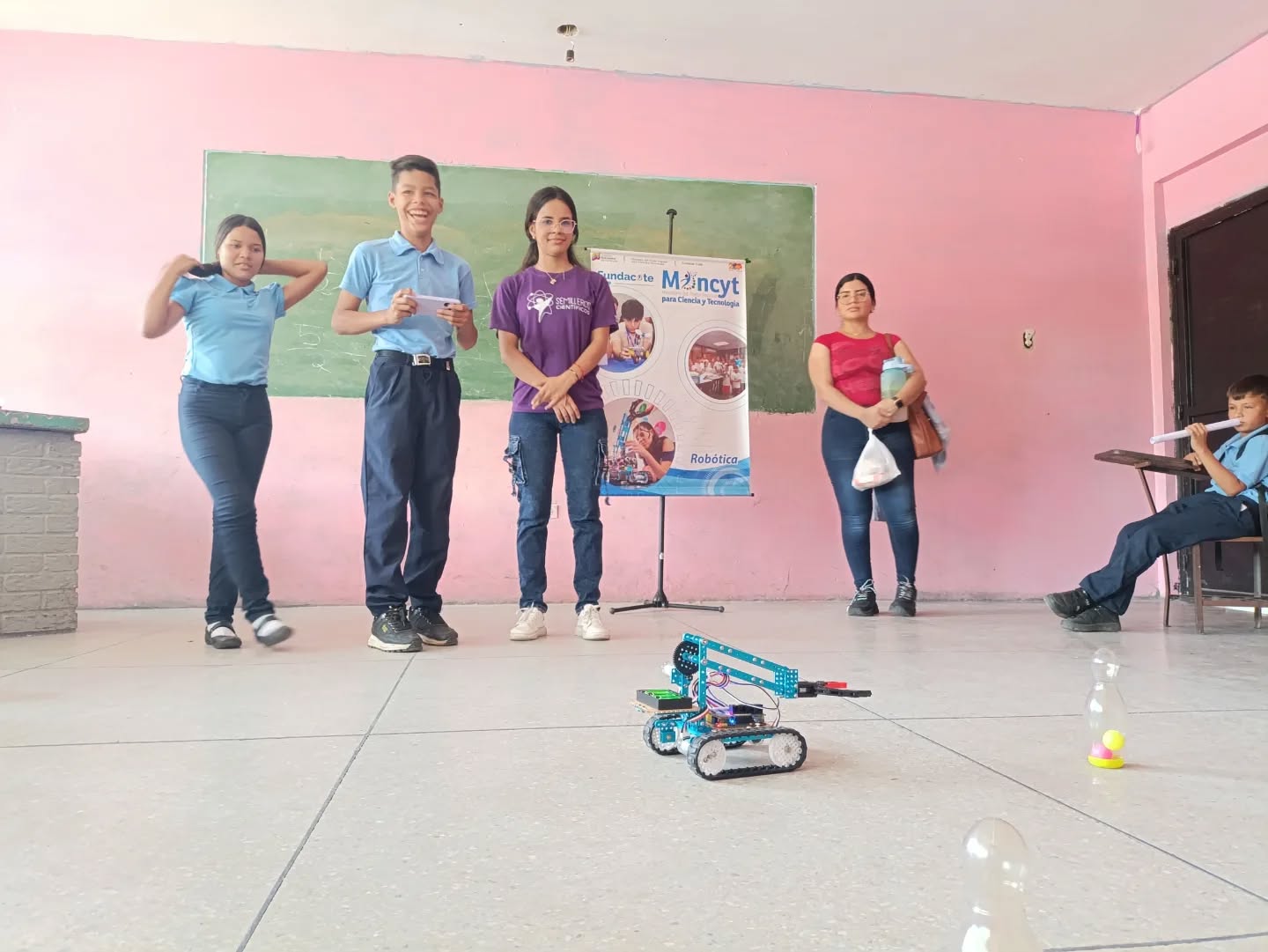 572493721_18428466643105344_6147399852709298447_n