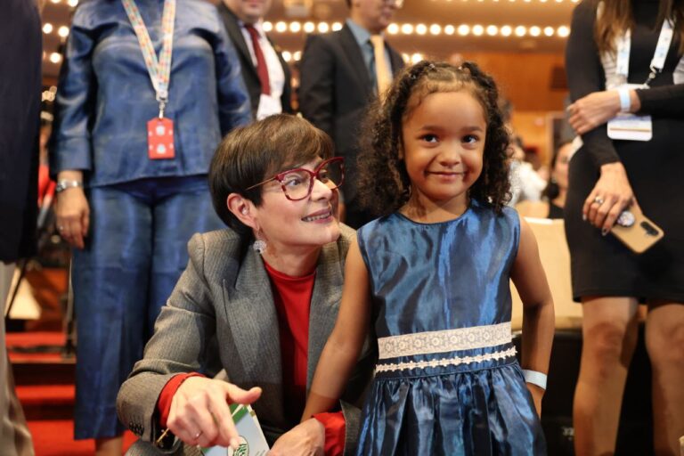 FOTOAPOYOPREMIOS9-768x512