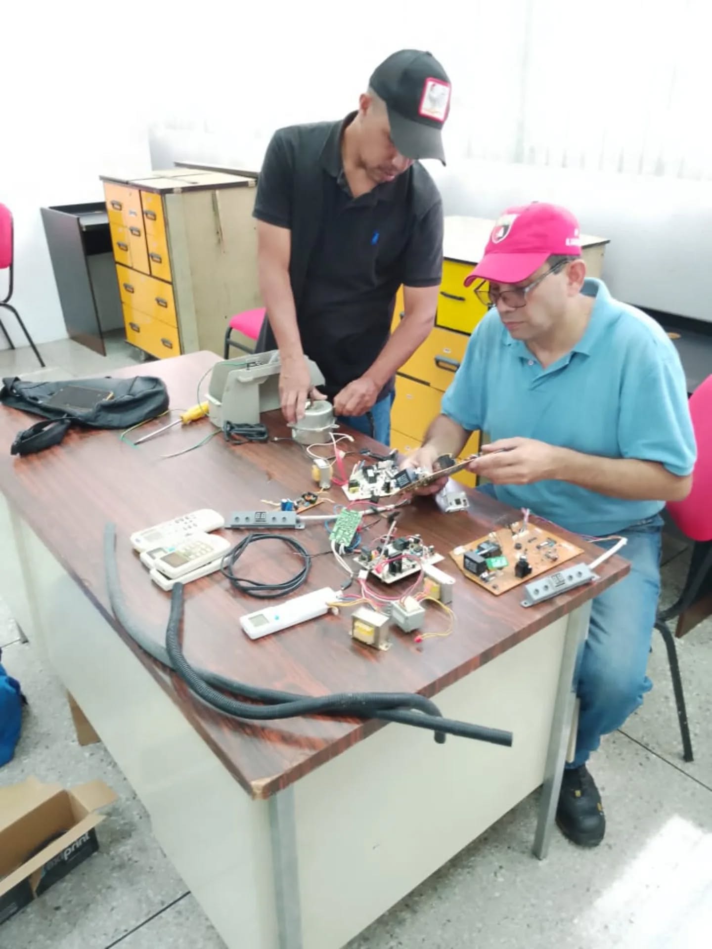 607432516_18437413456105344_41926139207005914_n